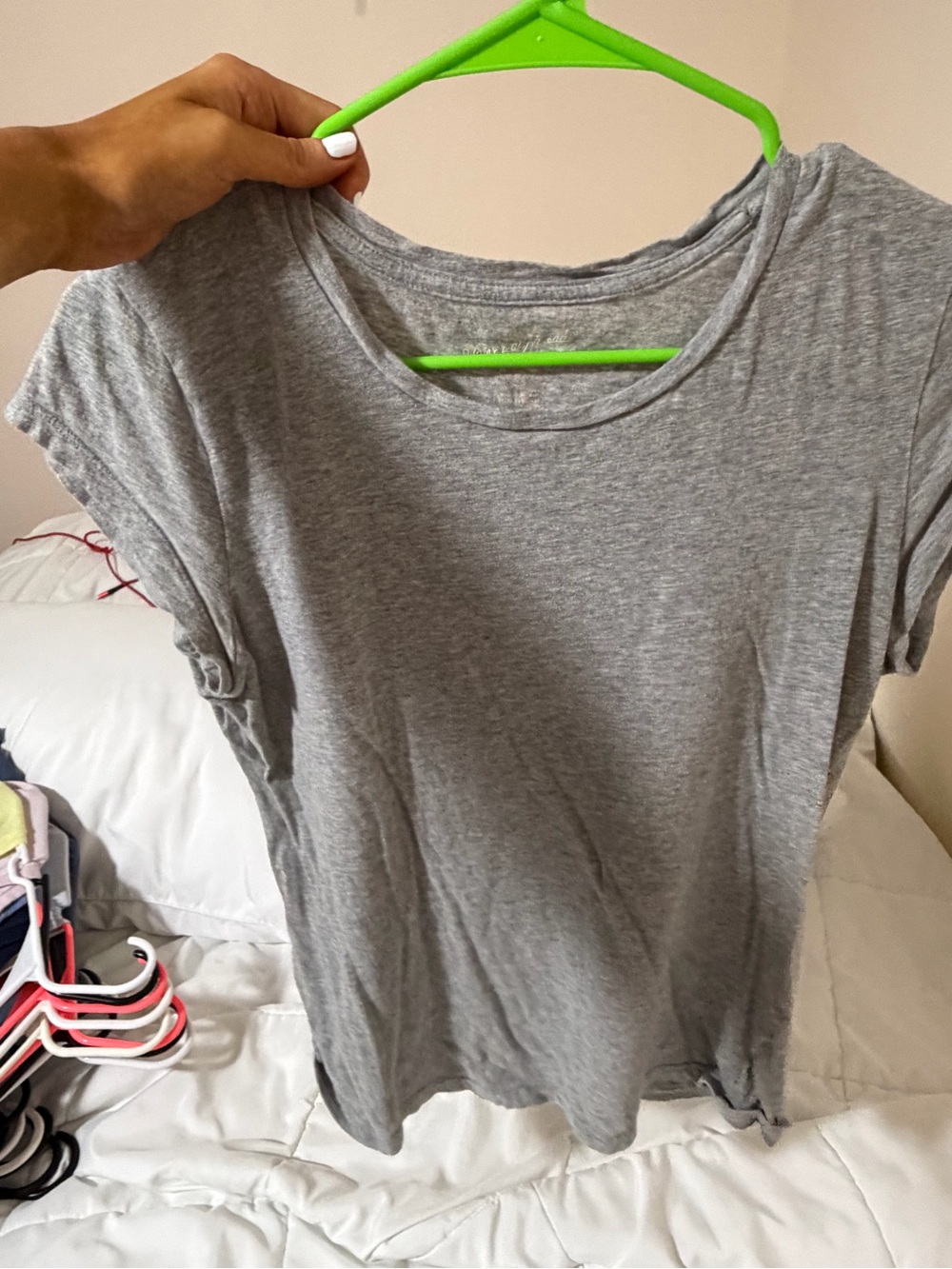 Universal Thread Gray Scoop Neck Short Sleeve Tee